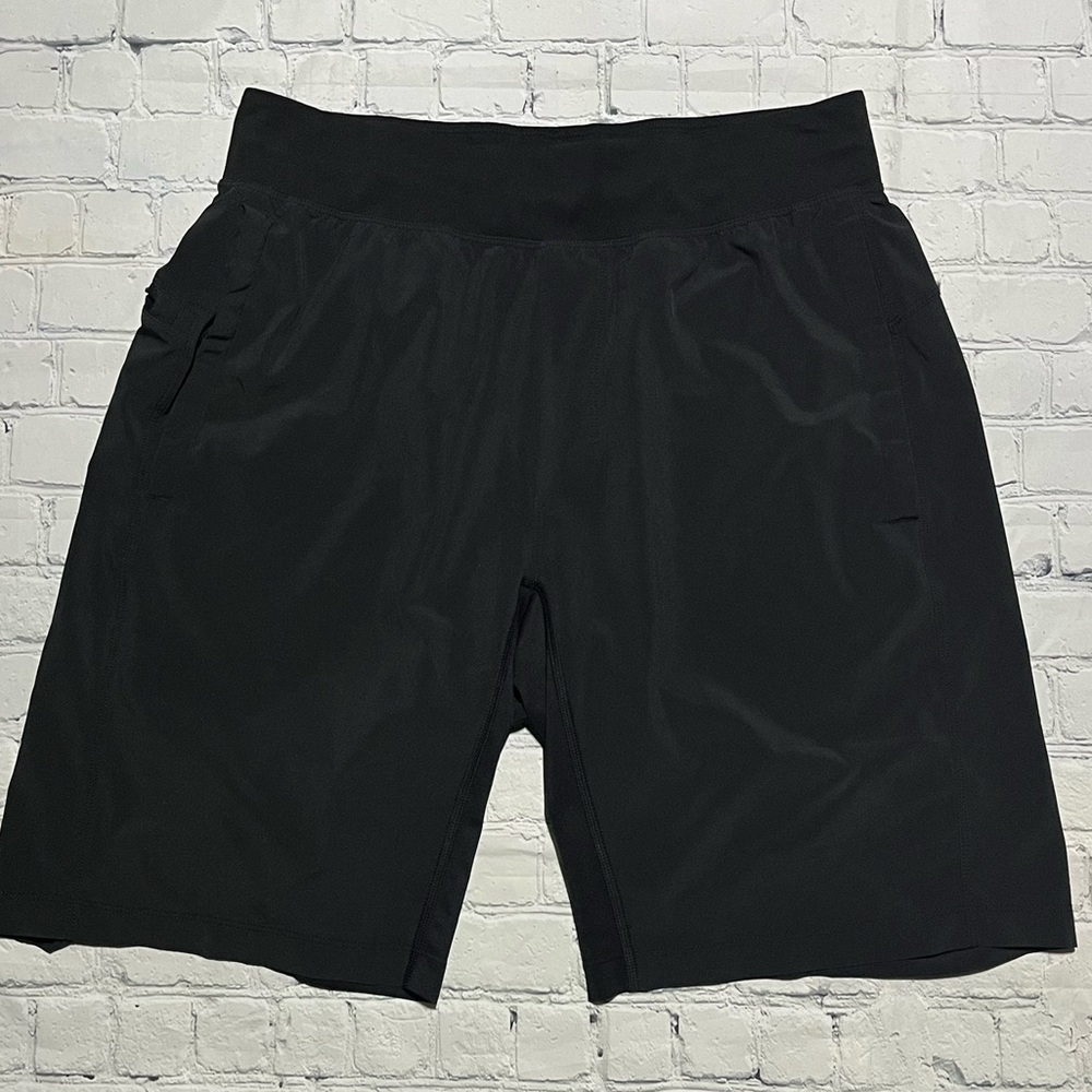 Lululemon Men’s THE Shorts Black M 9”